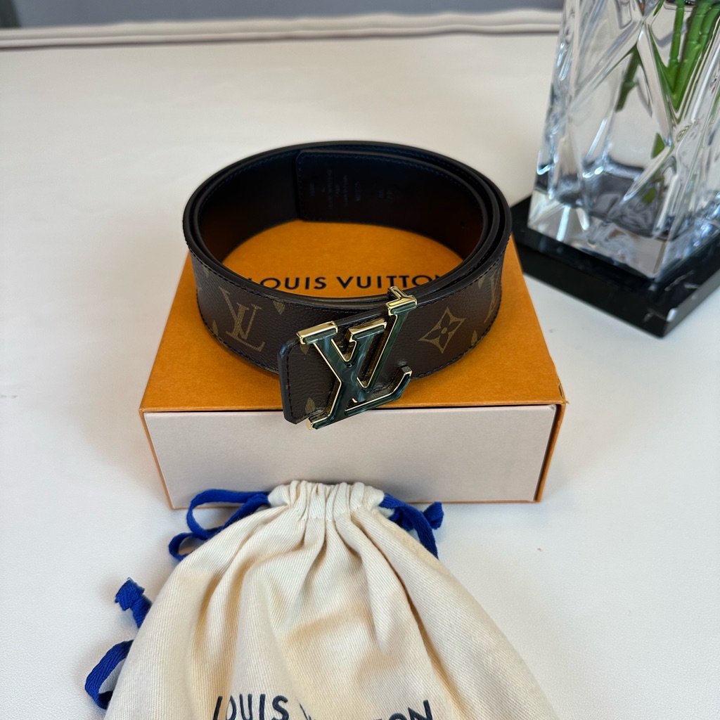 Louis Vuitton Monogram Canvas Lv Logo Unisex Belt